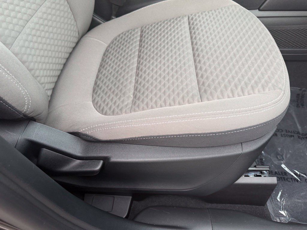 Used 2020 Ford Escape SE Sport FWD image 37
