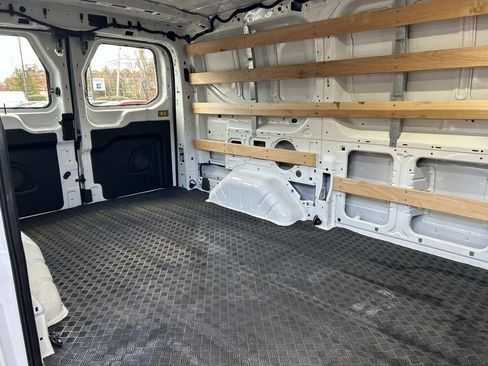 Used 2024 Ford Transit 250 Low Roof w/ Exterior Upgrade Package image 18