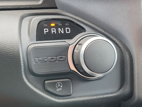 Used 2025 RAM 1500 Big Horn RWD image 25