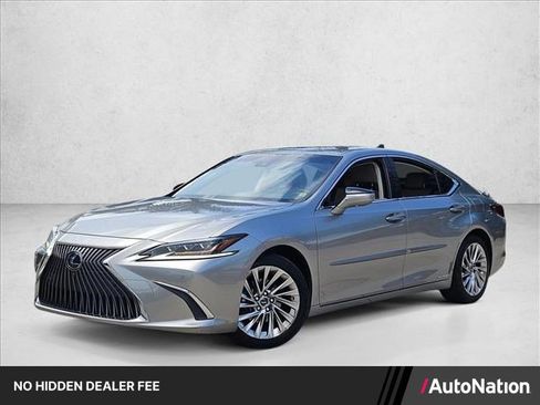 Used 2019 Lexus ES 300h w/ Accessory Package 2 FWD image 1