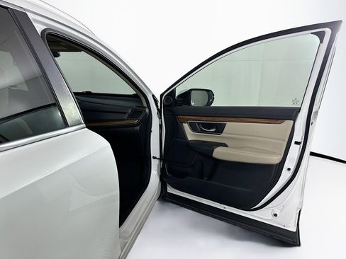 Used 2020 Honda CR-V Touring image 34