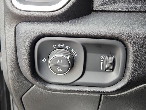 New 2025 RAM 2500 Big Horn image 25