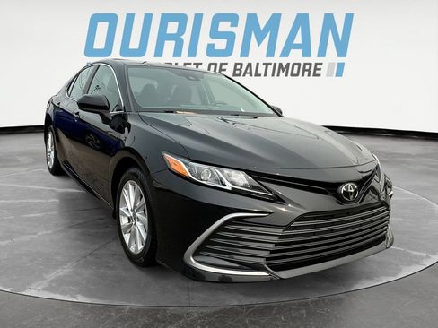 Used 2024 Toyota Camry LE FWD image 1
