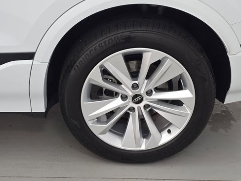 Used 2025 Audi Q6 e-tron Premium Plus w/ Premium Plus image 33