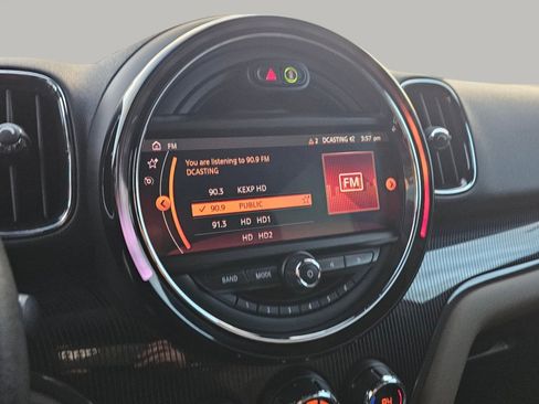 Used 2019 MINI Cooper Countryman S w/ Convenience Package image 8