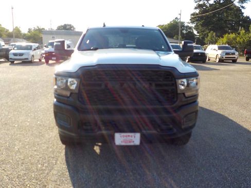 Used 2023 RAM 2500 Tradesman AWD/4WD image 9