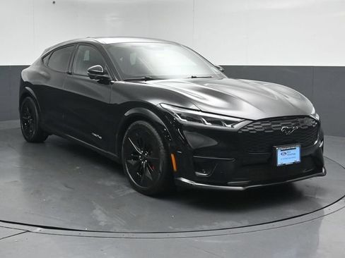Certified 2025 Ford Mustang Mach-E GT AWD/4WD image 1