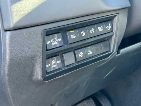 Used 2024 Toyota Sequoia Platinum image 21