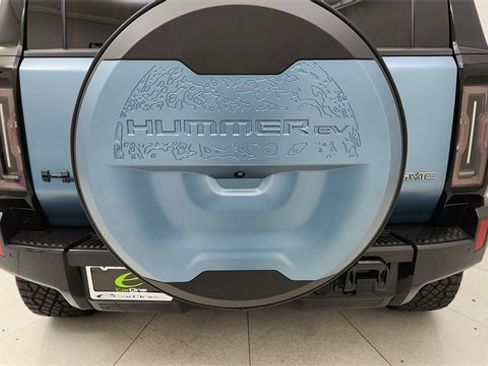 Used 2024 GMC Hummer EV 3X w/ Omega Edition image 11