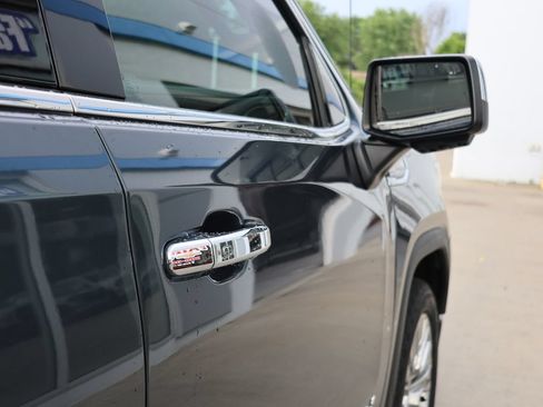 Certified 2020 GMC Sierra 1500 Denali w/ Denali Ultimate Package AWD/4WD image 42