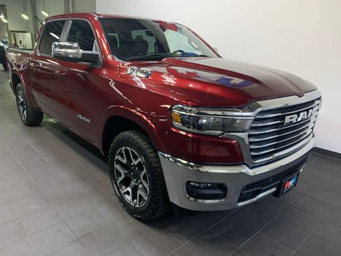 Used 2025 RAM 1500 Laramie AWD/4WD image 2