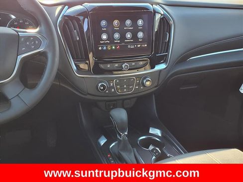 Used 2023 Chevrolet Traverse LT w/ LPO, Floor Liner Package image 8