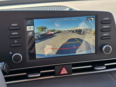 Certified 2025 Hyundai Elantra Sport image 24