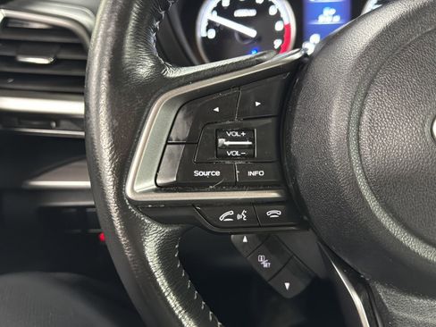 Used 2020 Subaru Forester Premium image 21