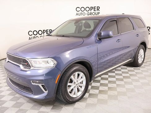 Used 2021 Dodge Durango SXT w/ 3rd Row Seating Group image 9
