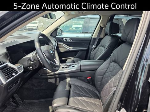 Used 2024 BMW X7 xDrive40i w/ Premium Package AWD/4WD image 10
