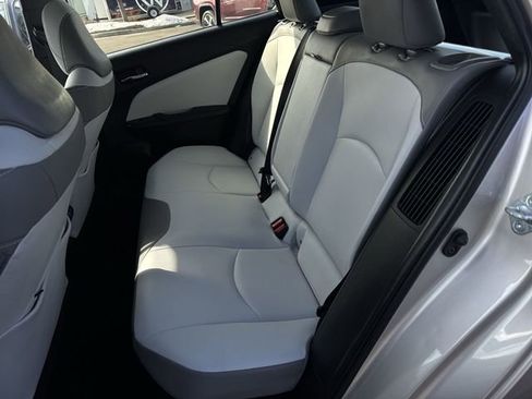 Used 2021 Toyota Prius Prime XLE FWD image 24