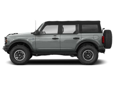 Used 2022 Ford Bronco Black Diamond w/ Sasquatch Package AWD/4WD image 3