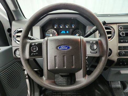 Used 2016 Ford F250 XLT w/ FX4 Off-Road Package AWD/4WD image 13