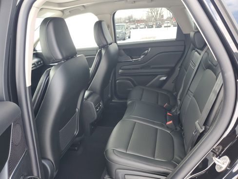 New 2026 Lincoln Corsair Premiere image 25