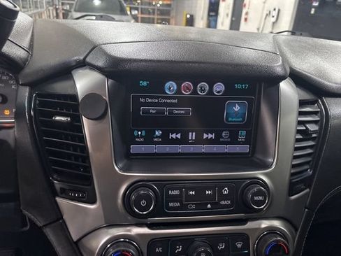 Used 2017 Chevrolet Suburban LT AWD/4WD image 25