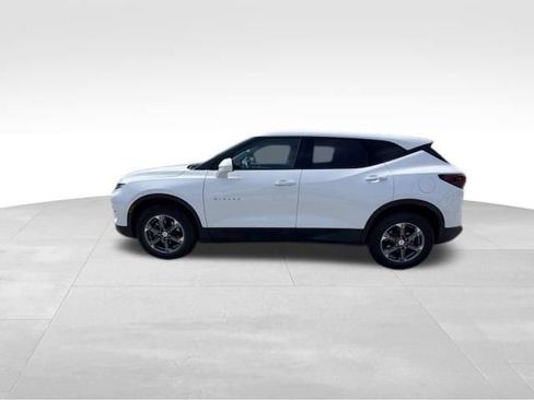 Certified 2025 Chevrolet Blazer LT AWD/4WD image 3