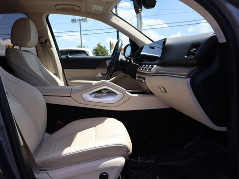 Used 2021 Mercedes-Benz GLE 350 image 29