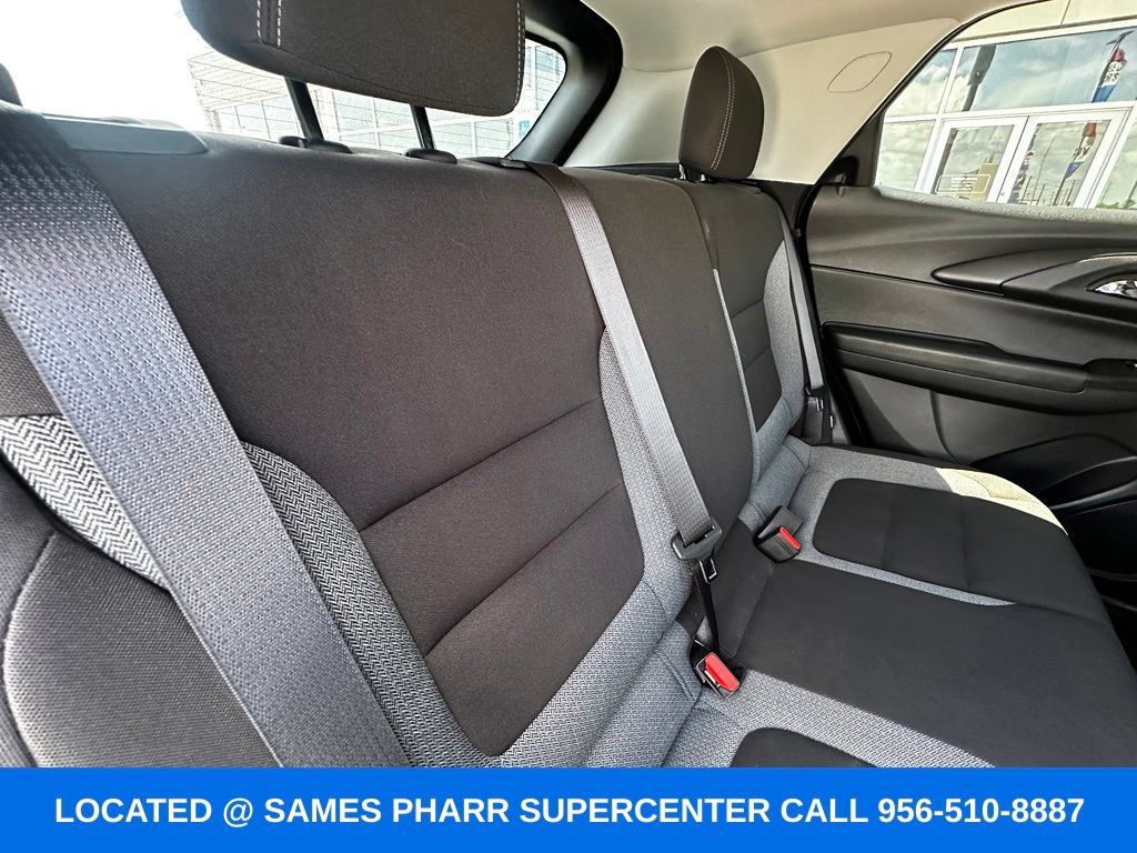 Used 2024 Chevrolet TrailBlazer LT w/ LT Cold Weather Package FWD image 26