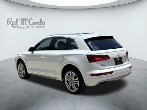 Used 2018 Audi Q5 2.0T Premium Plus w/ Premium Plus Package AWD/4WD image 3