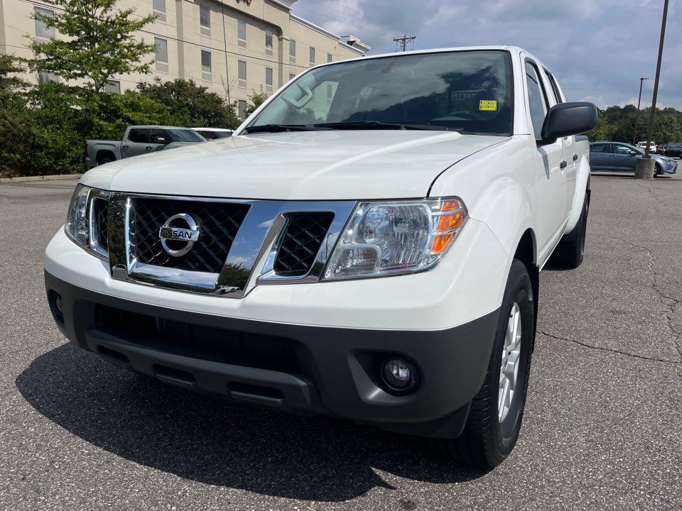 Used 2020 Nissan Frontier SV AWD/4WD image 25