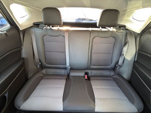 Used 2025 Chevrolet Trax LT image 43