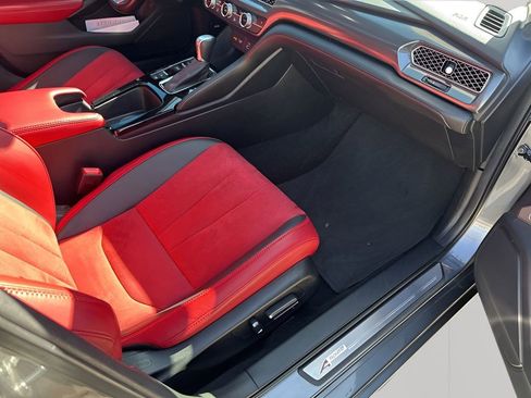 Used 2023 Acura Integra A-Spec image 16