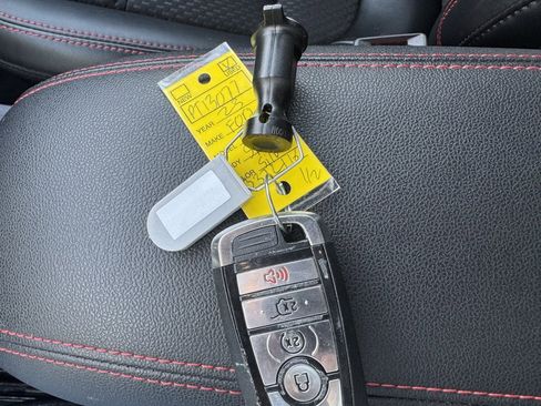 Used 2023 Ford Escape ST-Line image 12