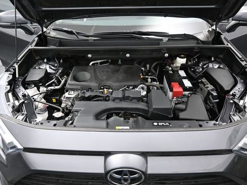 Certified 2022 Toyota RAV4 XLE image 36