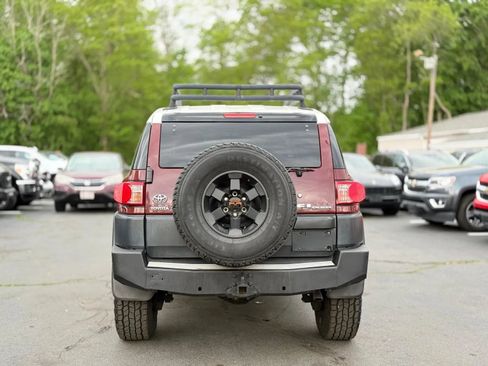 Used 2010 Toyota FJ Cruiser 4WD image 7