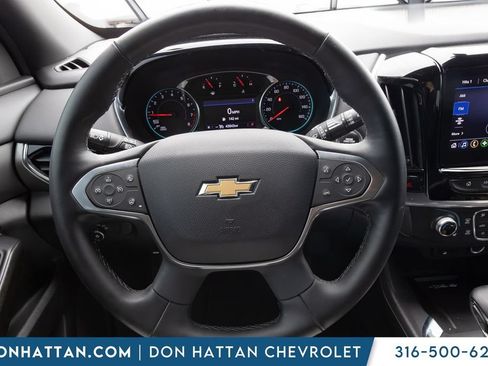 Used 2023 Chevrolet Traverse LT FWD image 5