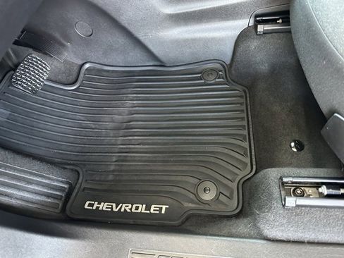 Used 2018 Chevrolet Equinox LT image 27