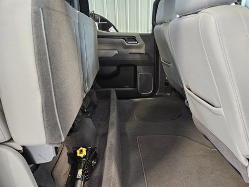 Used 2024 GMC Sierra 1500 SLT image 18