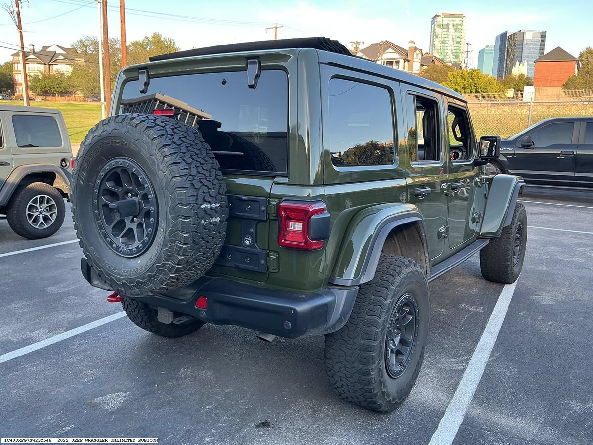 Used 2022 Jeep Wrangler Unlimited Rubicon w/ Xtreme Recon 35" Tire Package AWD/4WD image 4