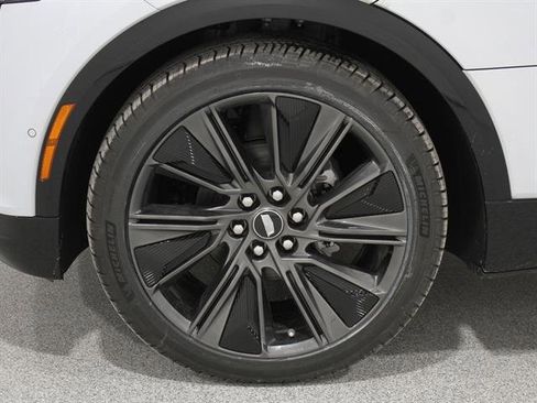 New 2026 Cadillac Lyriq Signature Sport image 23