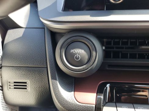 New 2026 Toyota Prius SE image 19