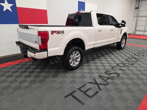 Used 2019 Ford F350 Platinum w/ Platinum Ultimate Package image 18