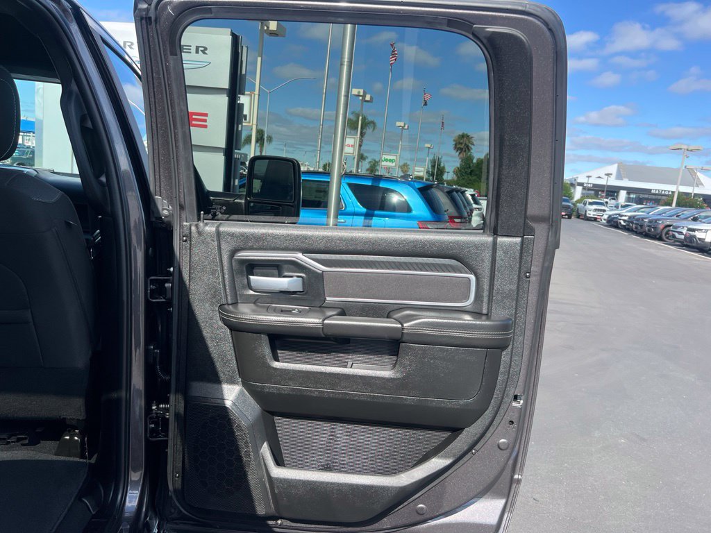 Used 2025 RAM 2500 Big Horn AWD/4WD image 49