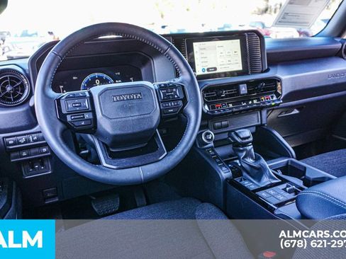 Used 2024 Toyota Land Cruiser image 27