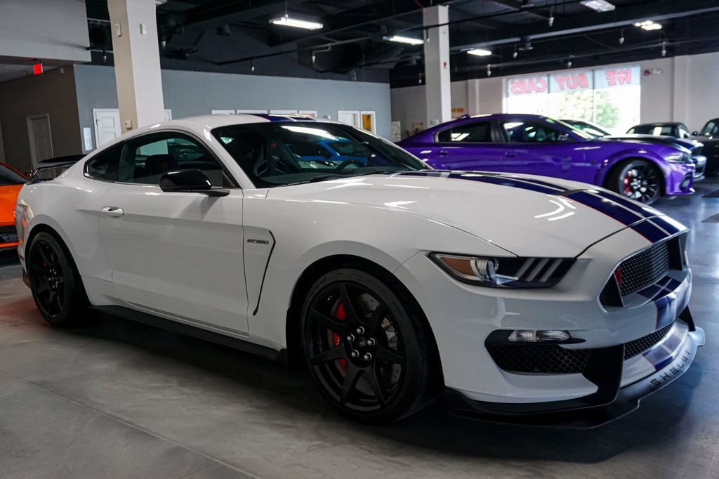Used 2016 Ford Mustang Shelby GT350R w/ GT350R Equipment Group 920A RWD image 33
