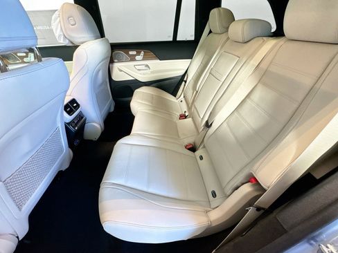 New 2026 Mercedes-Benz GLS 580 4MATIC image 22