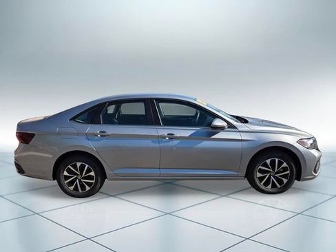 Used 2023 Volkswagen Jetta S FWD image 4