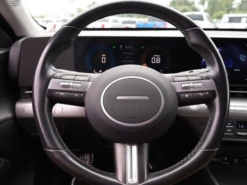 Used 2024 Hyundai Kona SEL AWD/4WD image 10