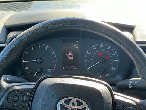 Certified 2023 Toyota Corolla LE image 16