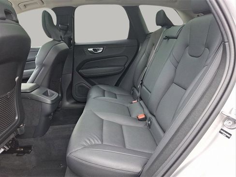 Certified 2025 Volvo XC60 B5 Plus image 12